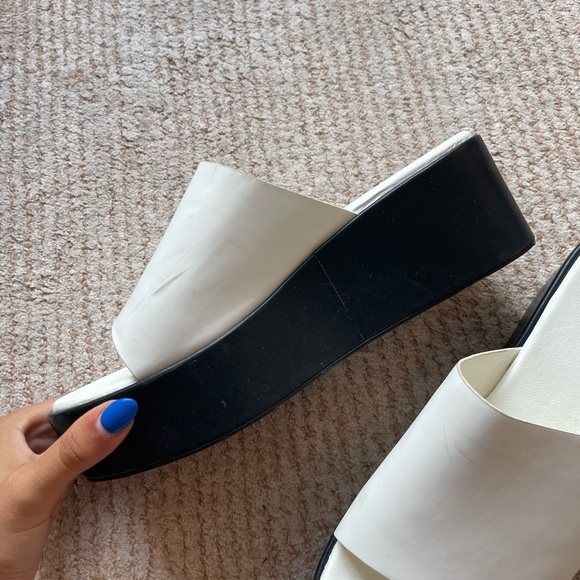 Princess Polly Platform Women's White Slide Sandals - Picture 2 of 7